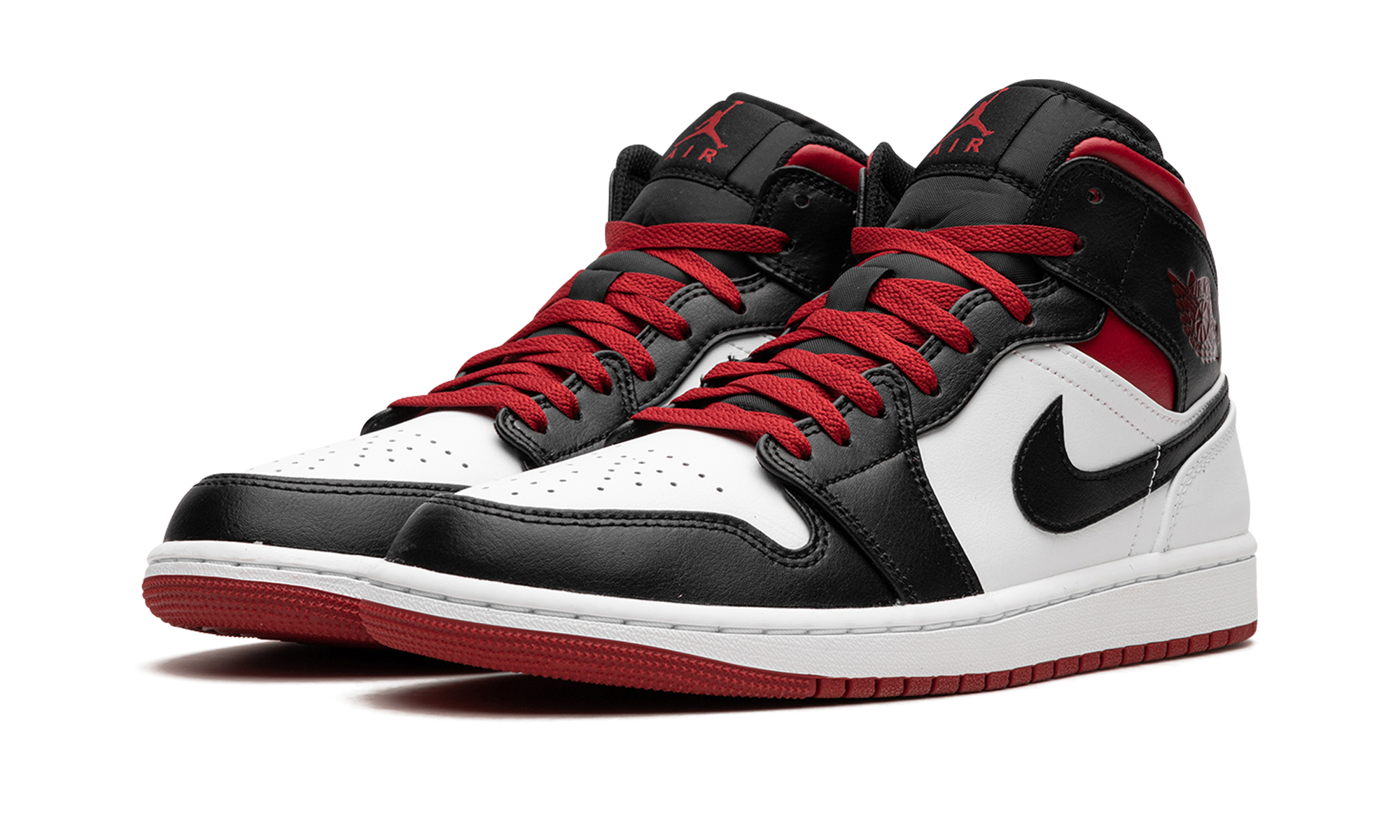 jordan 1 mid gym red black toe+DQ8426-106+diagnol left view
