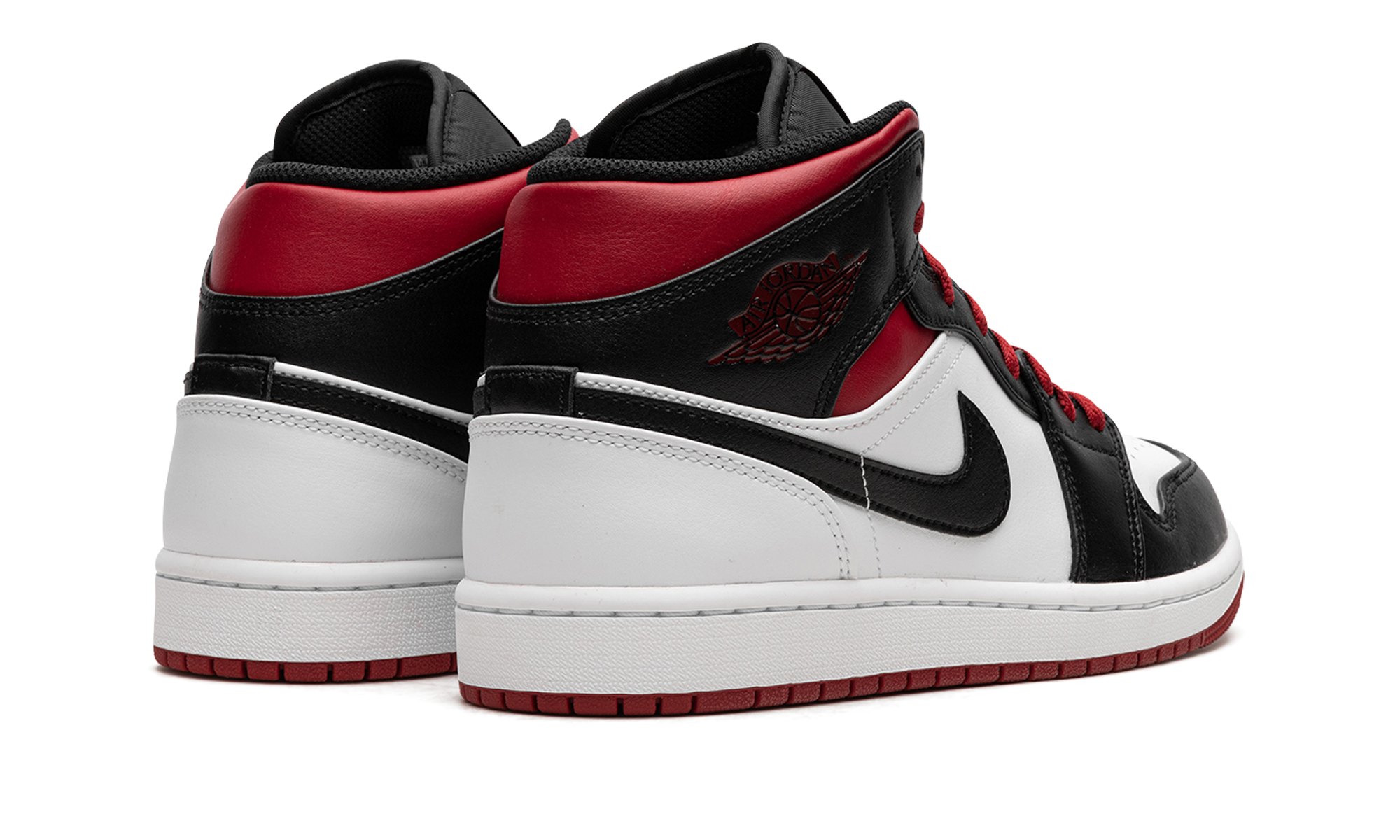 jordan 1 mid gym red black toe+DQ8426-106+diagnol right behind view