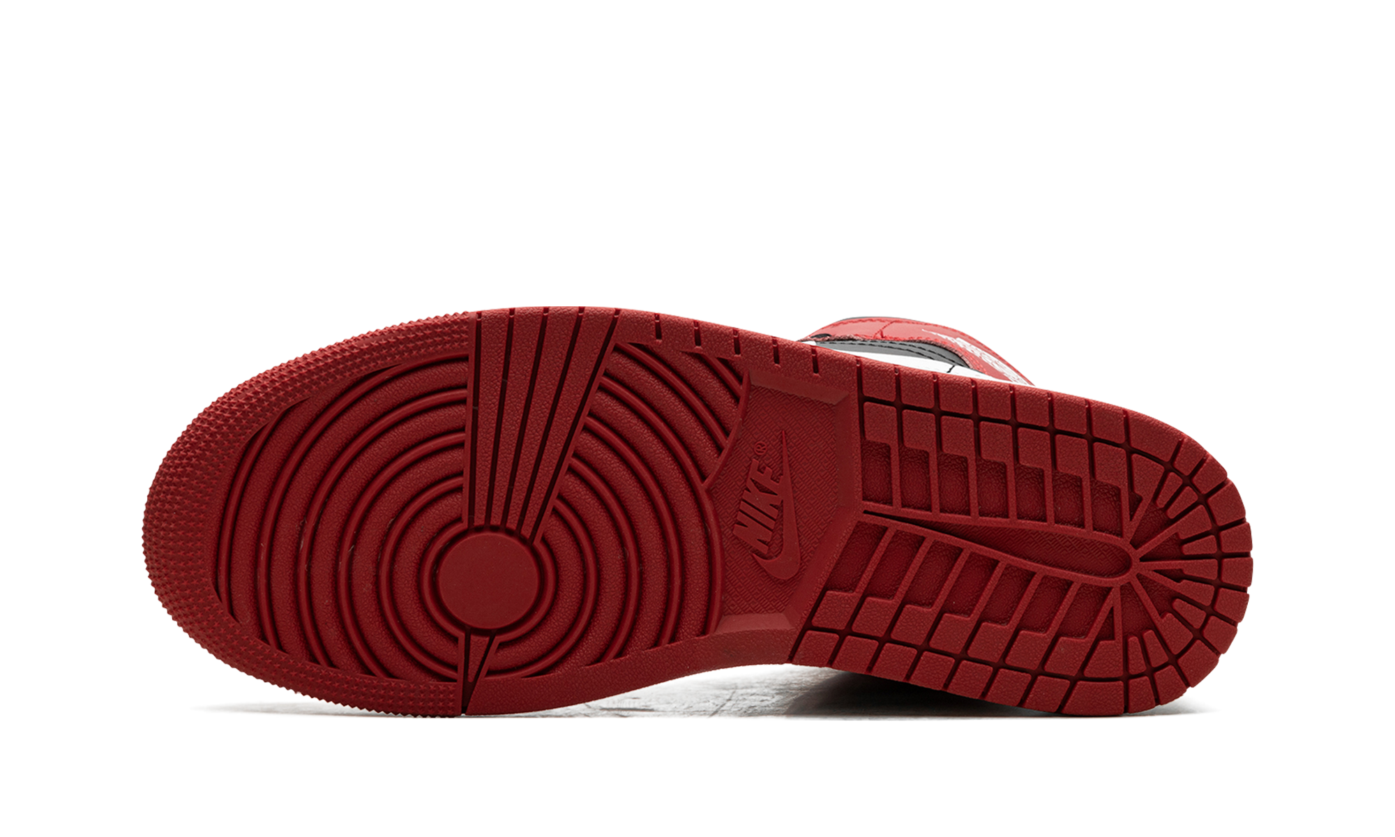 jordan 1 mid gym red black white 2024+DQ8426-061+left diagnol single view