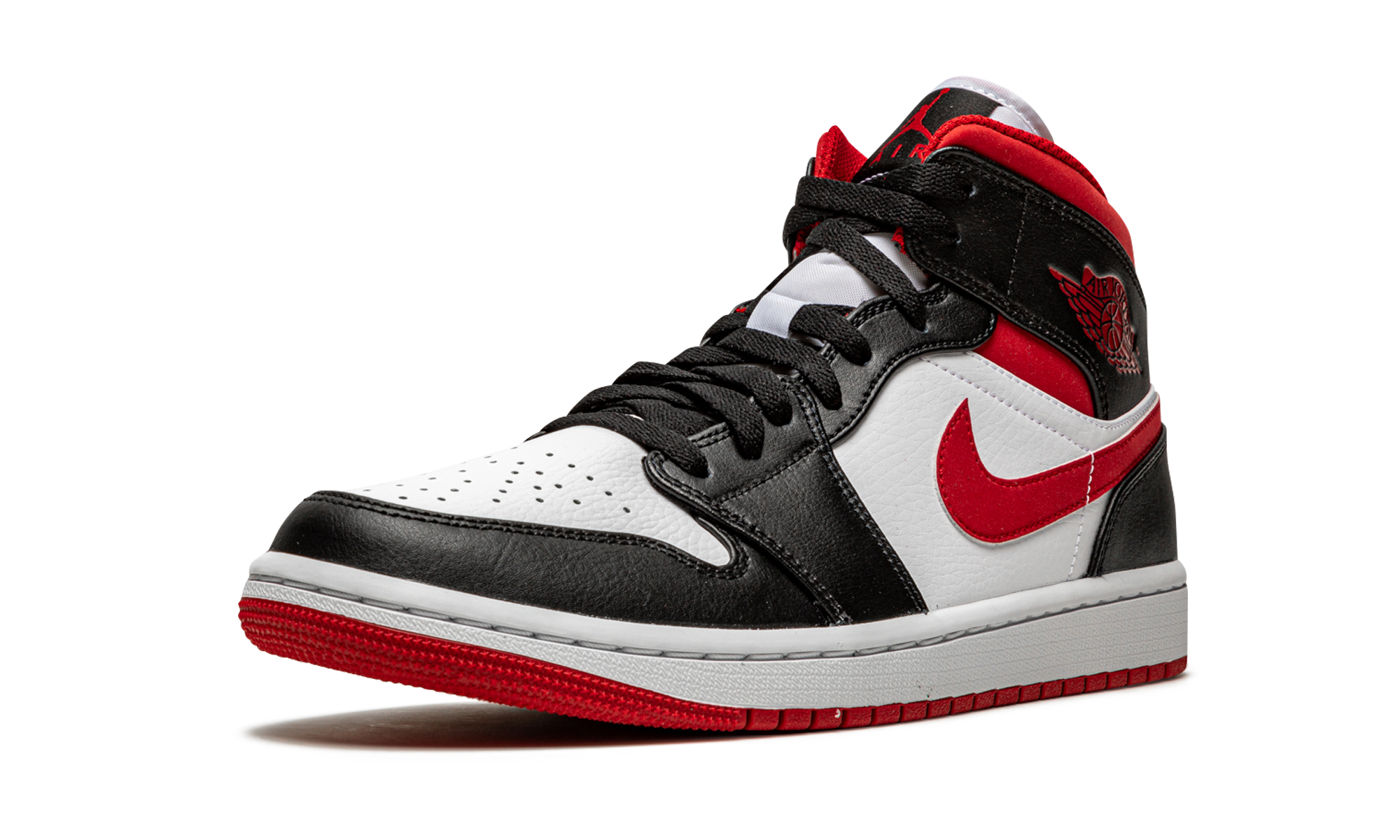 jordan 1 mid gym red black white+554724-122+left diagnol single view