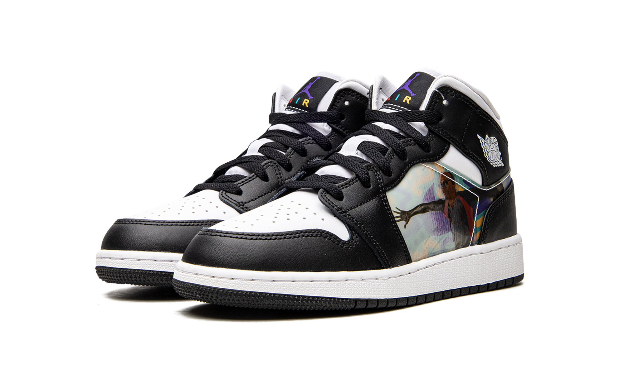 jordan 1 mid hologram gs+DR9495-001+diagnol left view