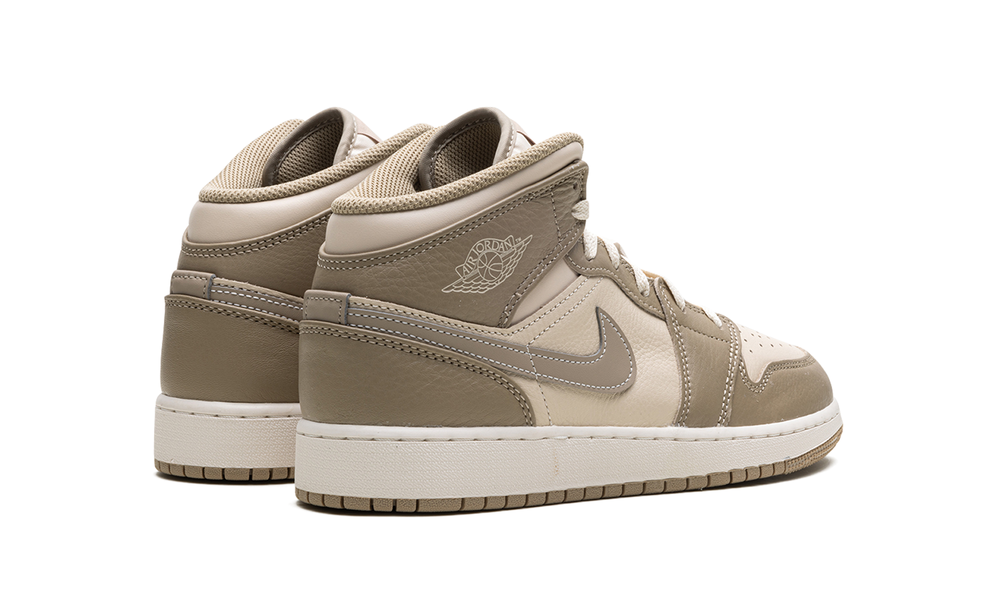 jordan 1 mid legend brown gs+HF4781-203+diagnol right behind view