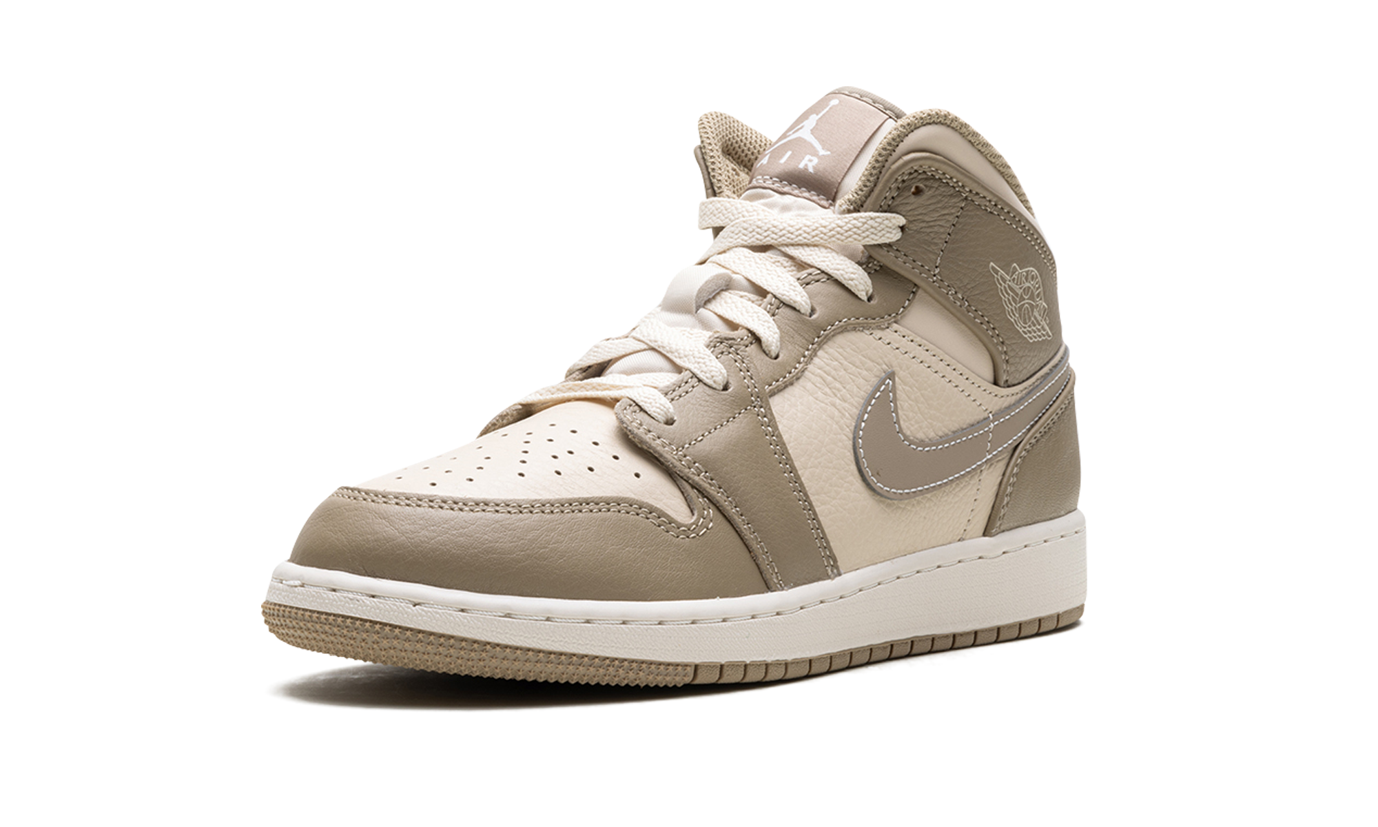 jordan 1 mid legend brown gs+HF4781-203+left diagnol single view