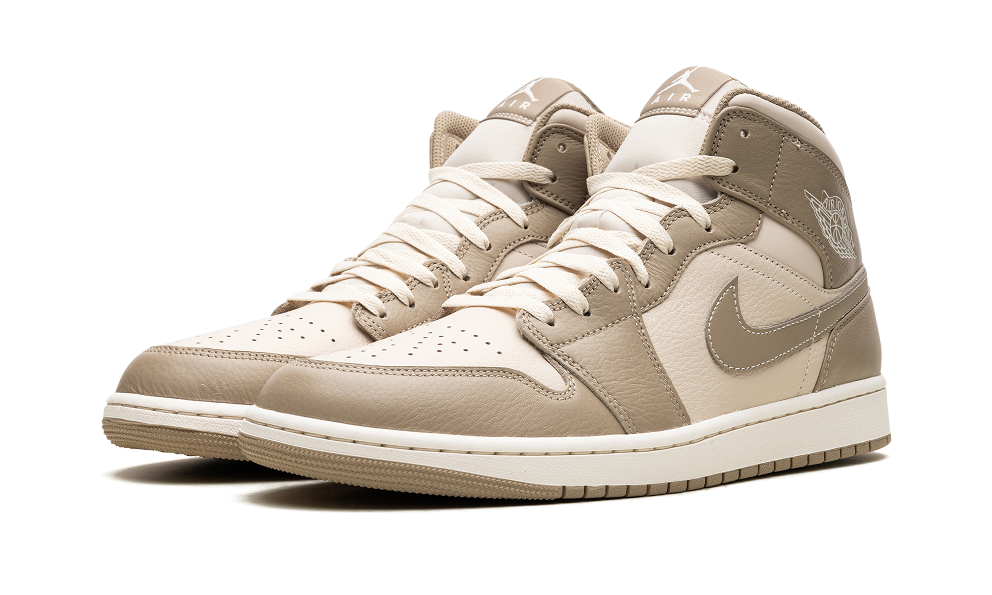jordan 1 mid legend light brown+HF4830-203+diagnol left view