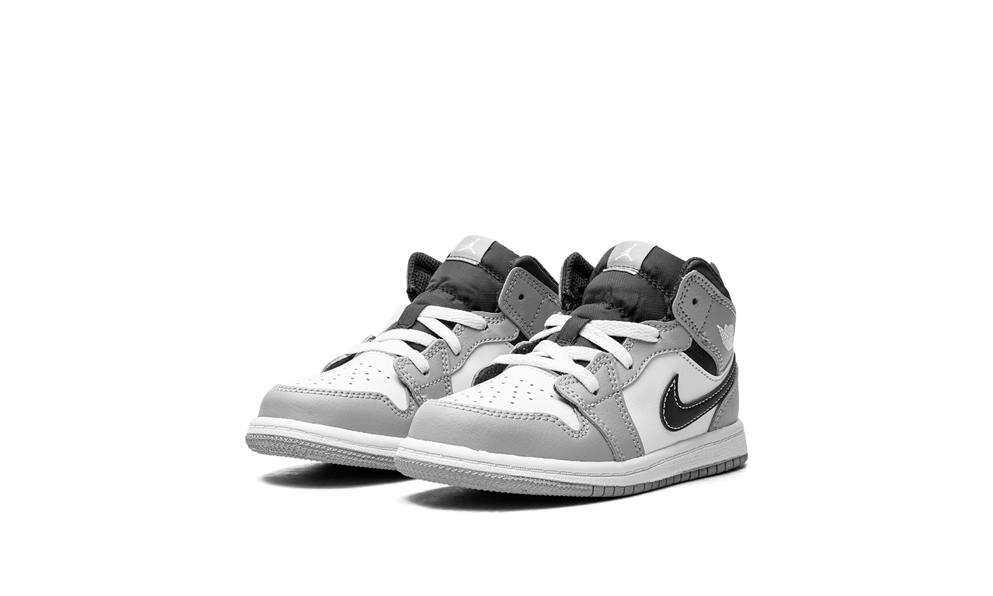 jordan 1 mid light smoke grey 2022 td+640735-078+diagnol left view