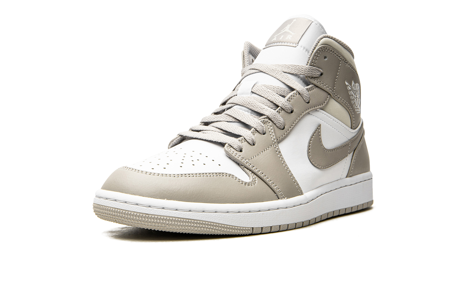 jordan 1 mid linen+554724-082+left diagnol single view