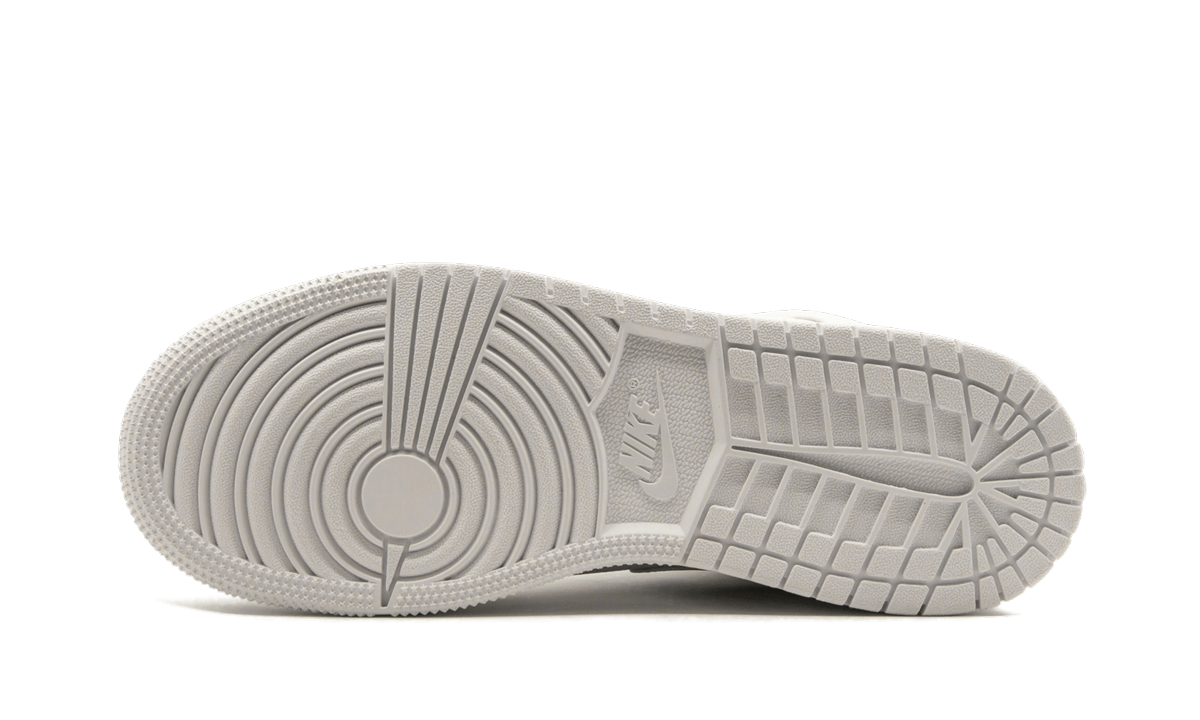 jordan 1 mid multi color swoosh phantom gs+555112-035+bottom view