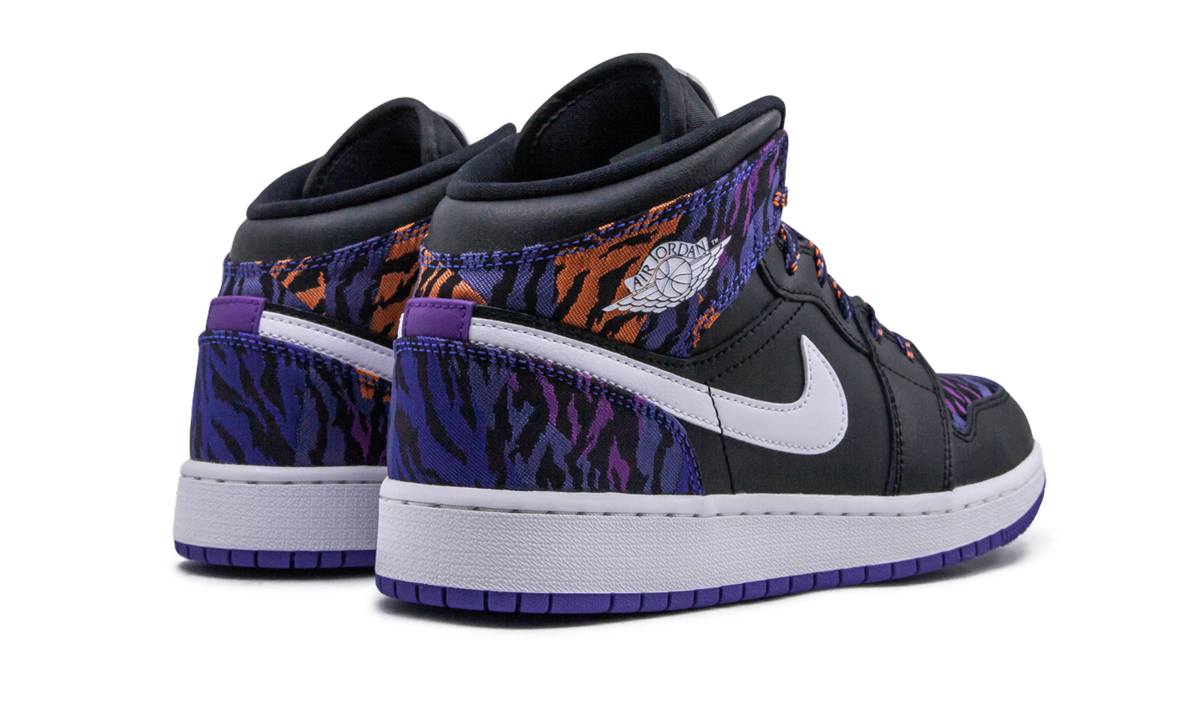 jordan 1 mid multi color tiger stripe gs+AV5174-005+diagnol right behind view