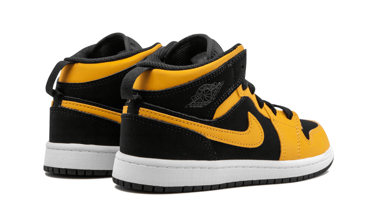jordan 1 mid new love 2017 ps+640734-071+diagnol right behind view