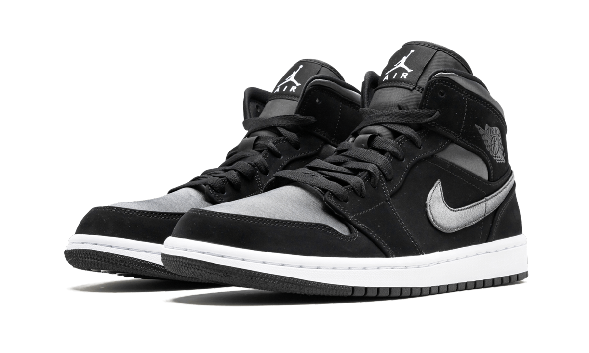 jordan 1 mid nylon black anthracite+852542-012+diagnol left view