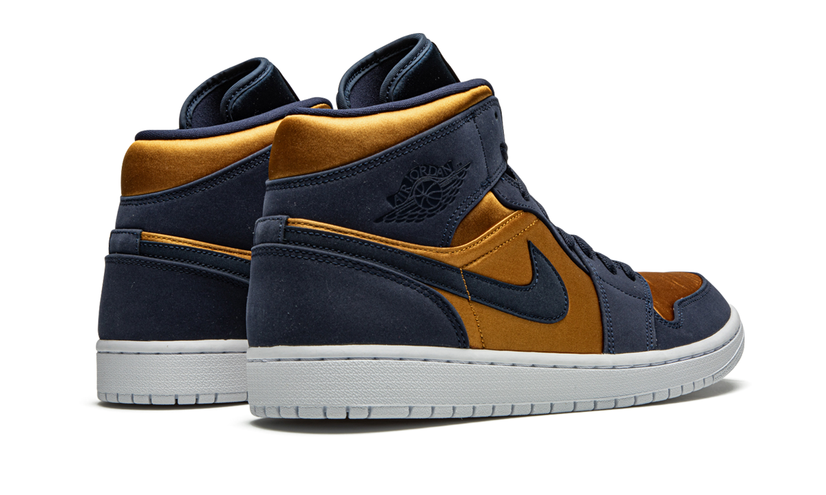 jordan 1 mid obsidian desert ochre+852542-401+diagnol right behind view