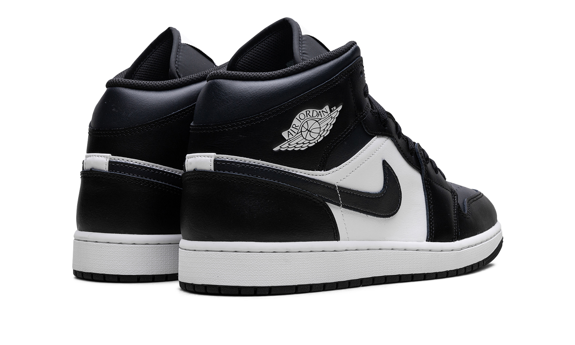 jordan 1 mid off noir toe+DQ8426-010+diagnol right behind view