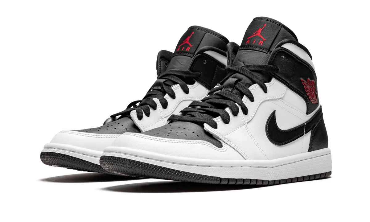 jordan 1 mid reverse black toe women s+BQ6472-101+diagnol left view