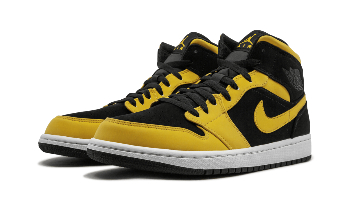 jordan 1 mid reverse new love+554724-071+diagnol left view