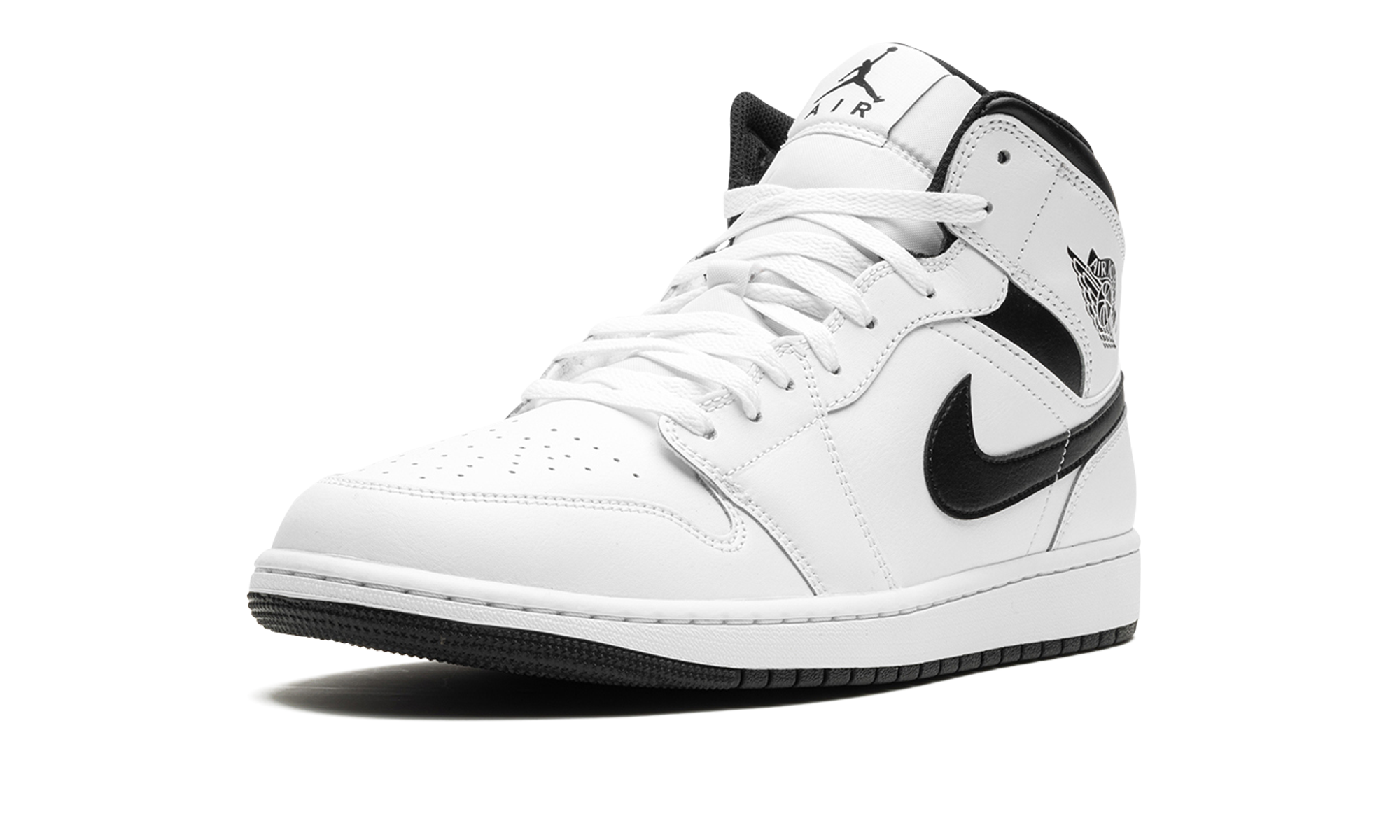 jordan 1 mid reverse panda+DQ8426-132+left diagnol single view