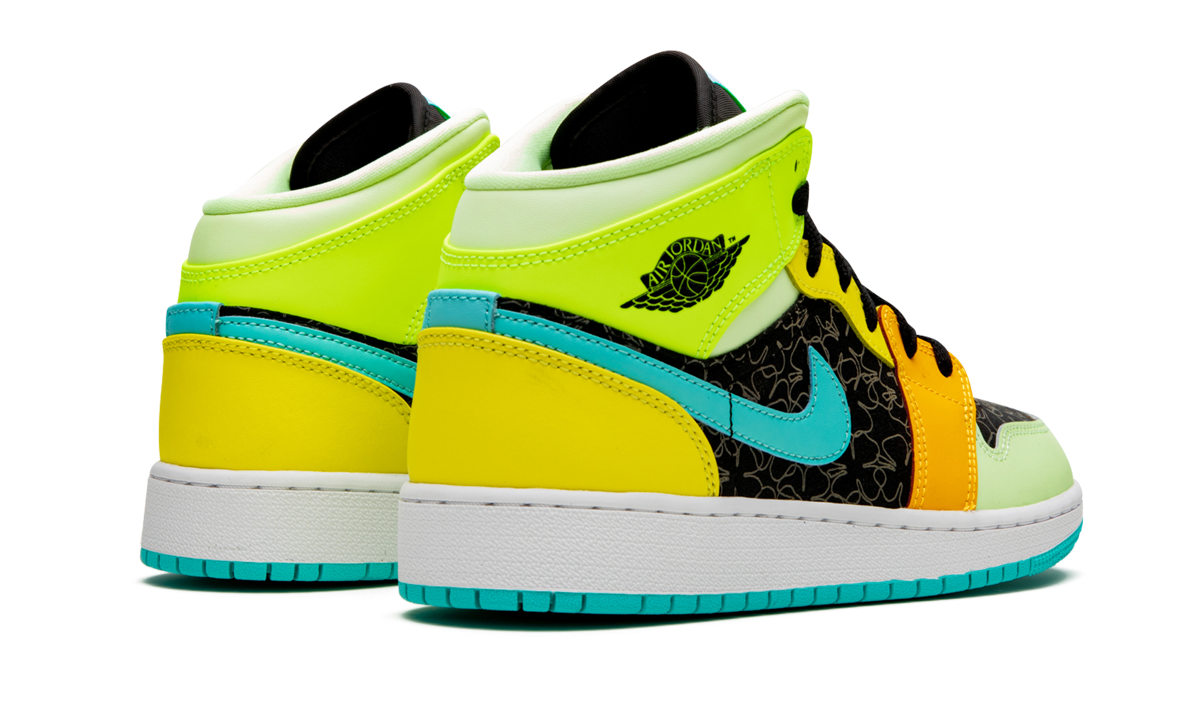 jordan 1 mid se aurora green gs+bq6931-037+diagnol right behind view