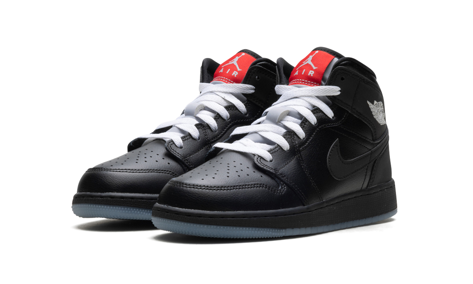 jordan 1 mid se black metallic reimagined gs+HV5180-010+diagnol left view