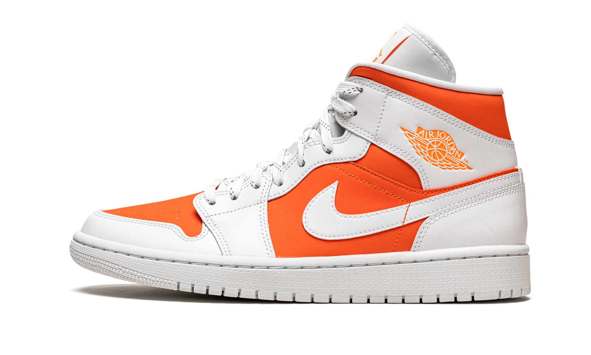 jordan 1 mid se bright citrus women s+CZ0774-800+diagnol right view 1