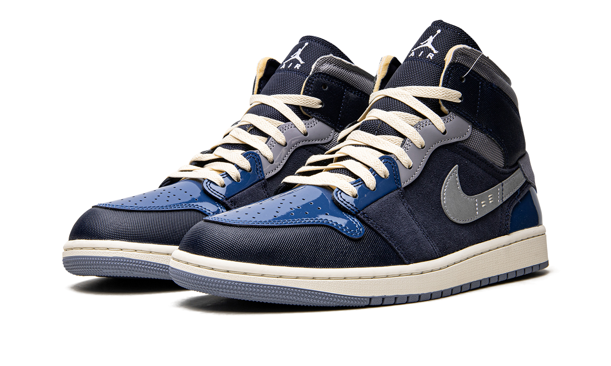 jordan 1 mid se craft obsidian french blue ashen slate white+DR8868-400+diagnol left view