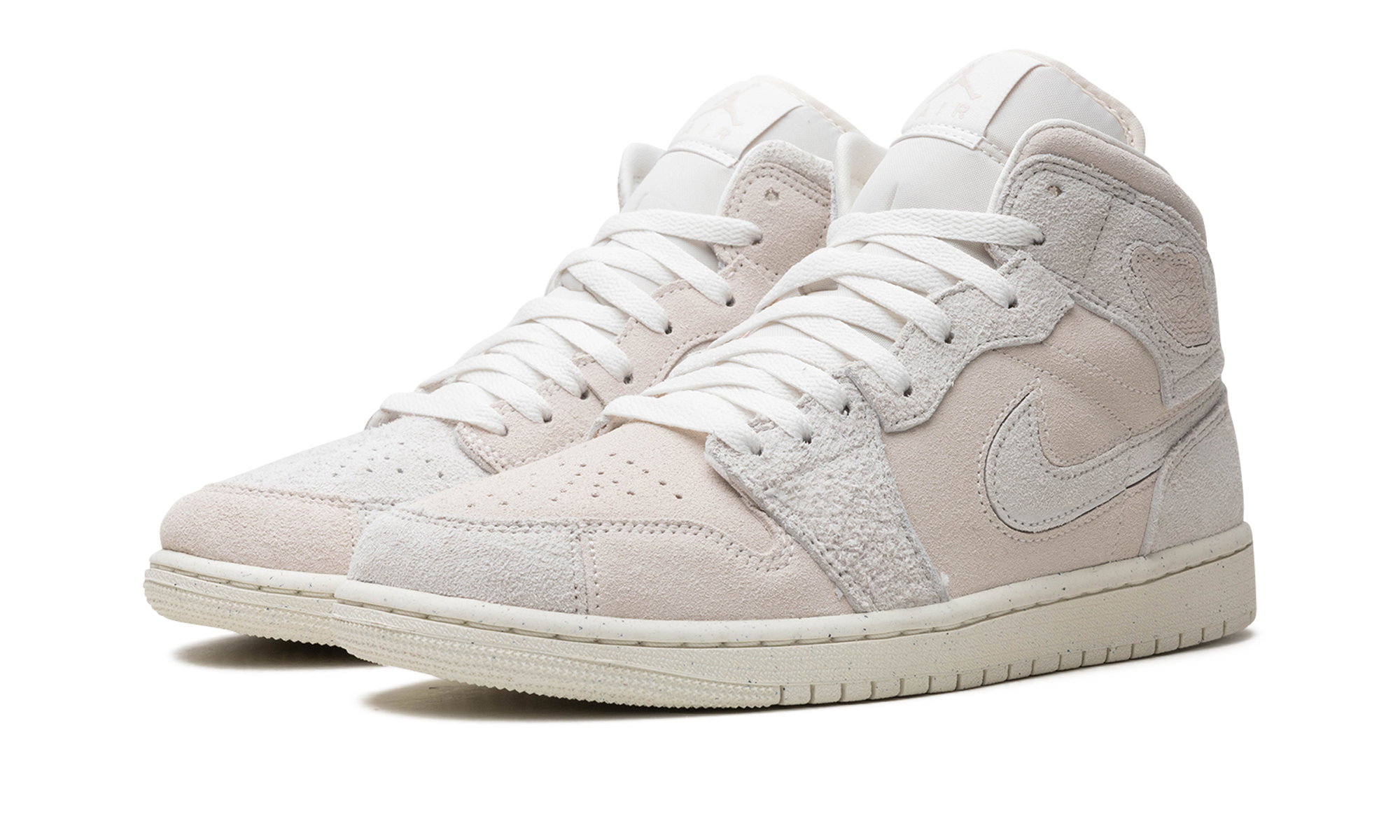 jordan 1 mid se craft pale ivory+FQ3224-100+diagnol left view