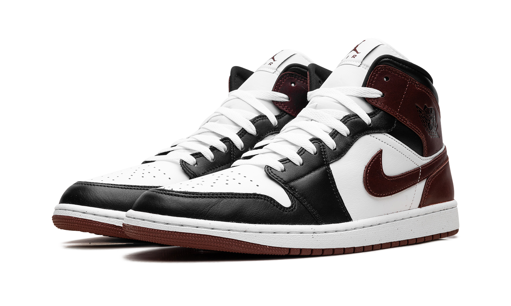 jordan 1 mid se dark pony+HF3216-102+diagnol left view