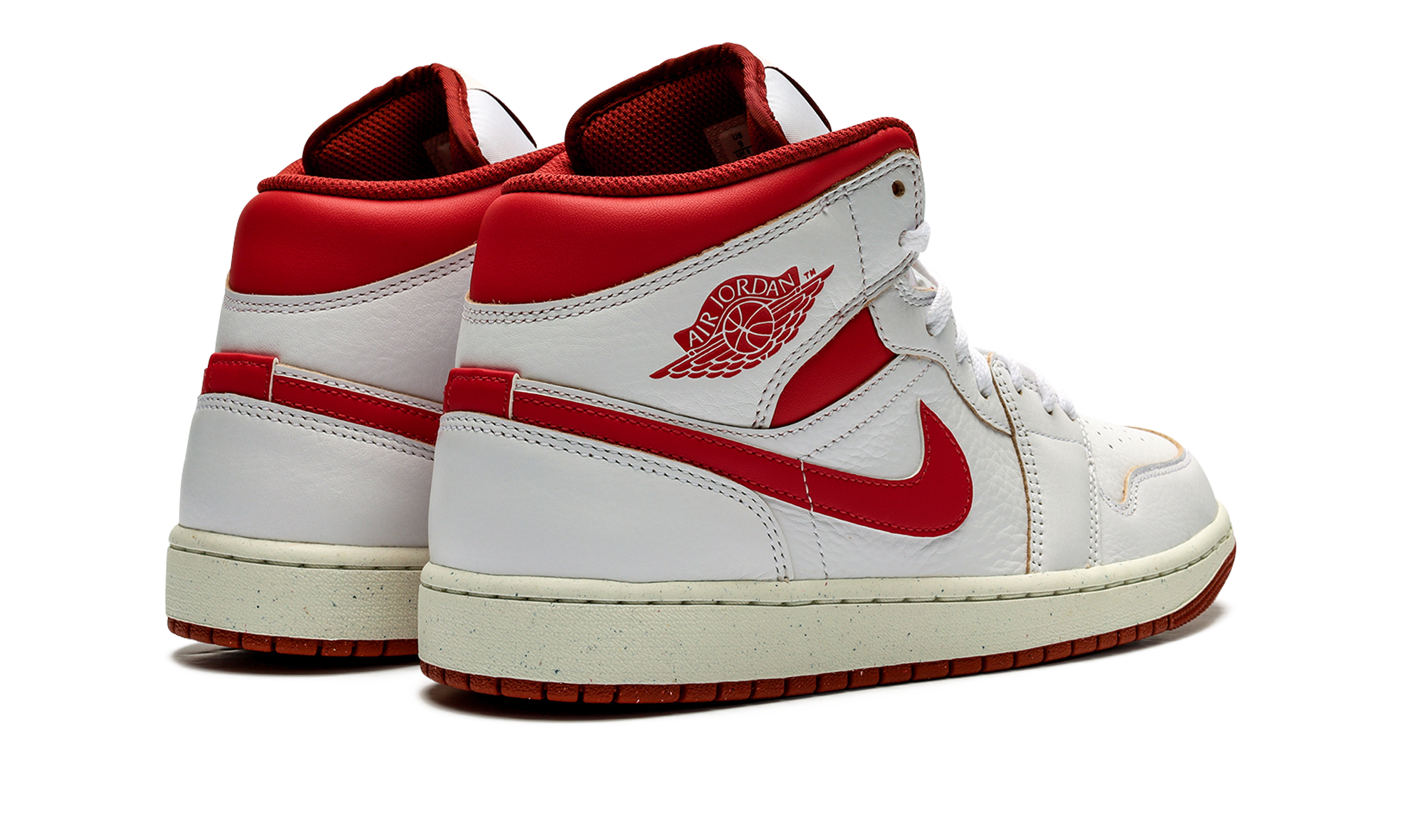 jordan 1 mid se dune red+FJ3458-160+diagnol right behind view