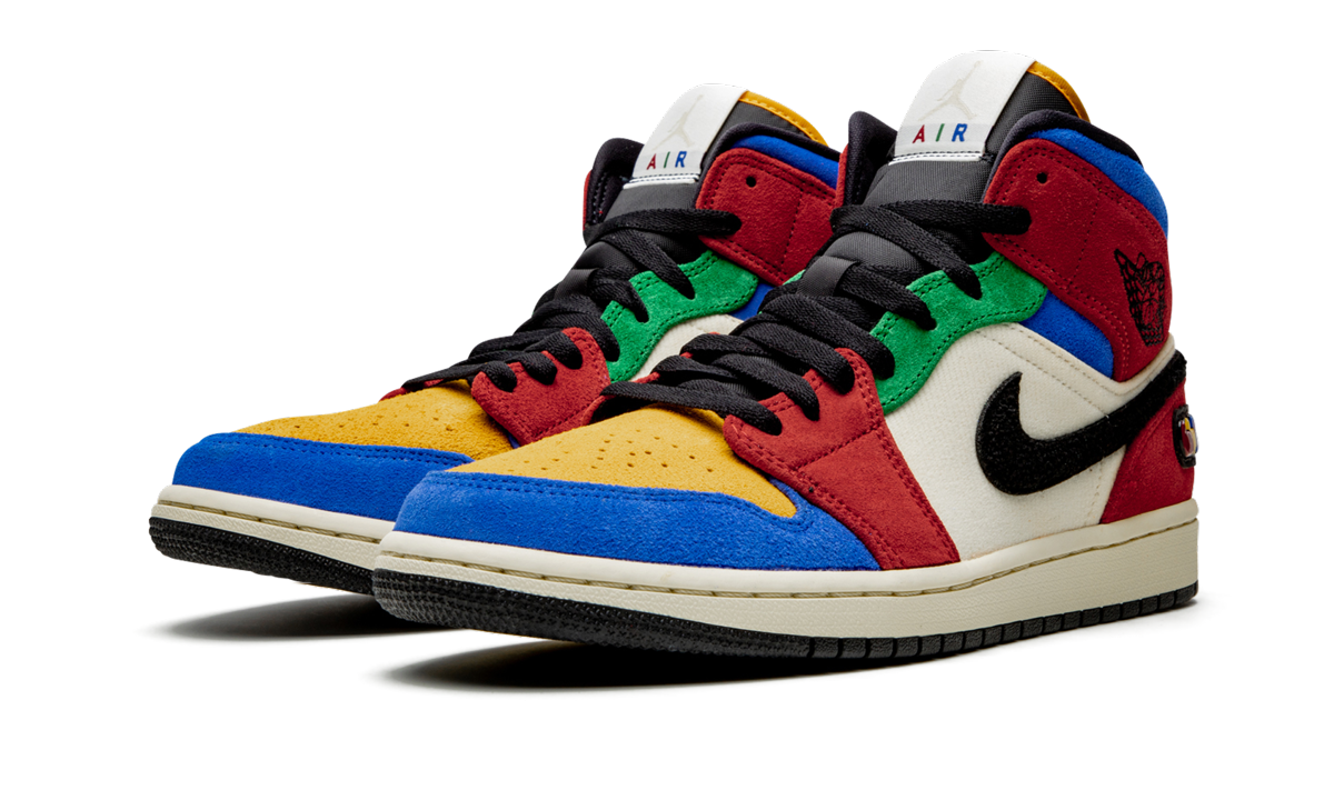 jordan 1 mid se fearless blue the great+CU2805-100+diagnol left view
