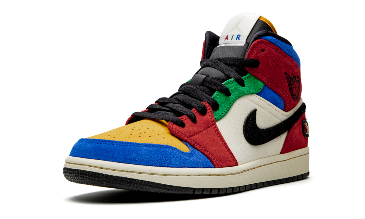 jordan 1 mid se fearless blue the great+CU2805-100+left diagnol single view