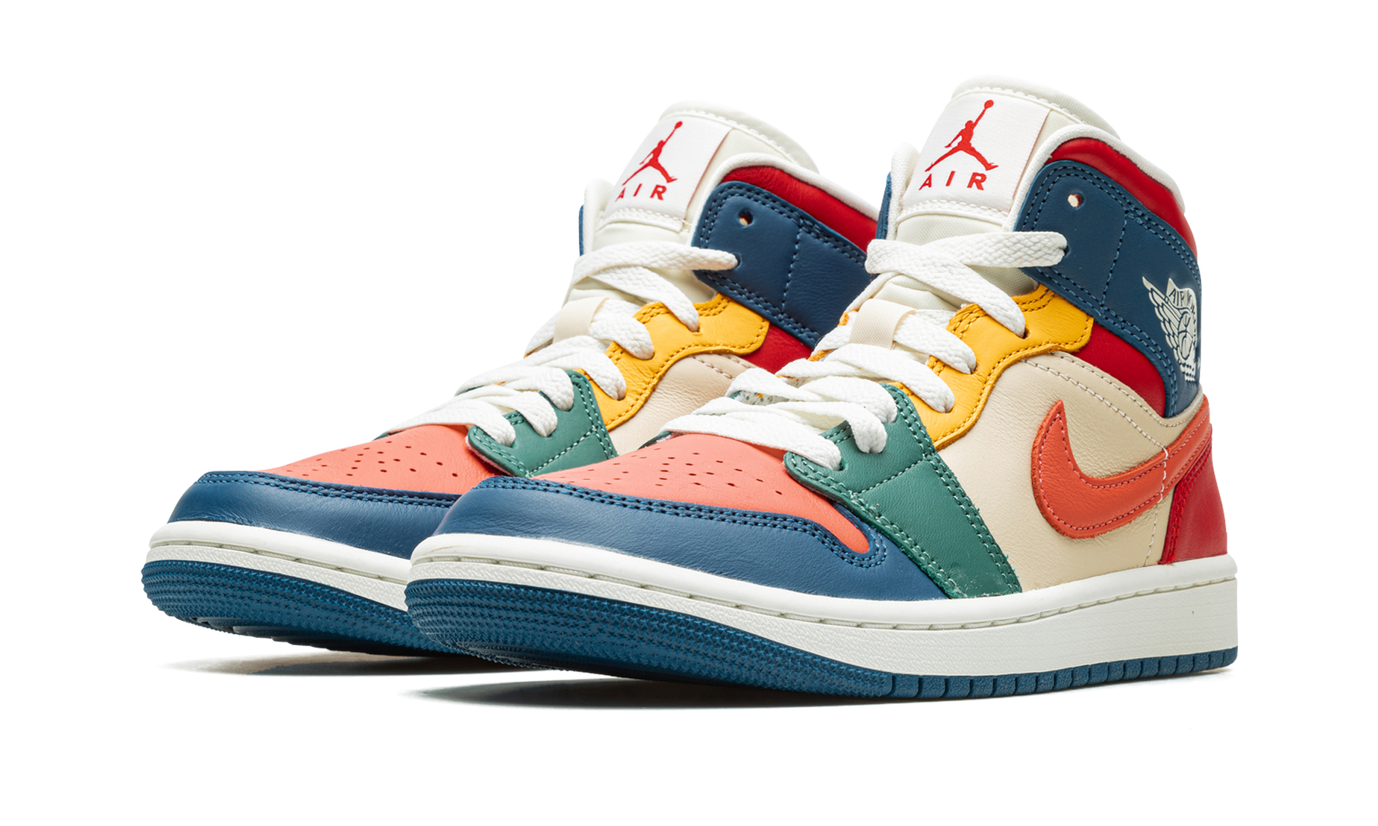 jordan 1 mid se multi color 2022 women s+DN3738-400+diagnol left view
