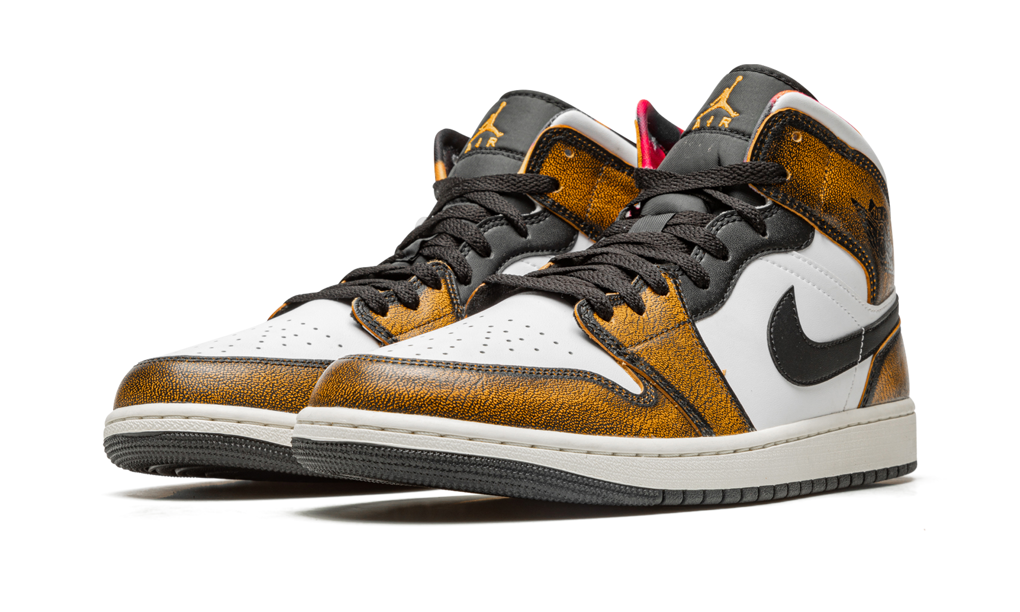 jordan 1 mid se orange wear away+DQ8417-071+diagnol left view