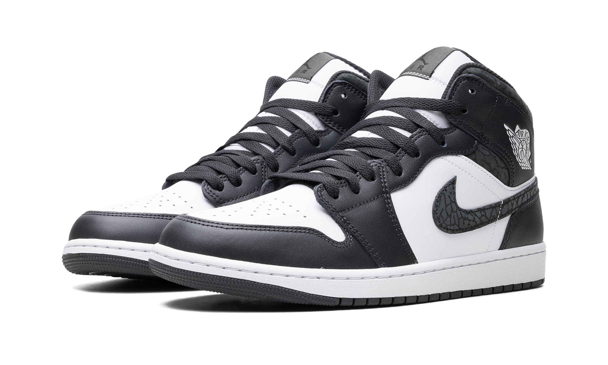 jordan 1 mid se panda elephant+FB9911-001+diagnol left view