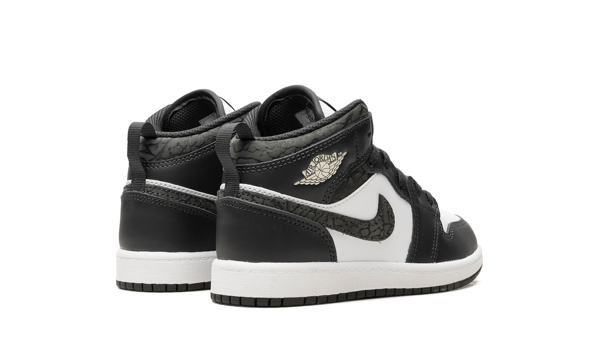jordan 1 mid se panda elephant ps+FB9910-001+diagnol right behind view