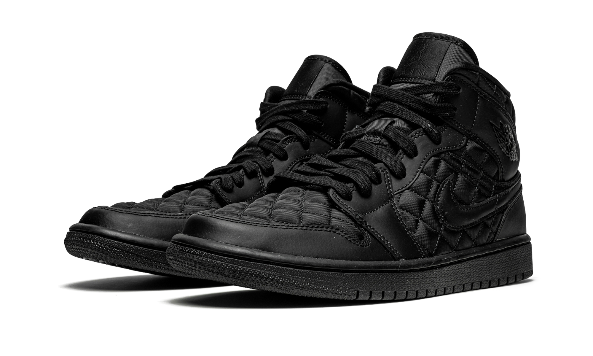 jordan 1 mid se quilted black women s+DB6078-001+diagnol left view