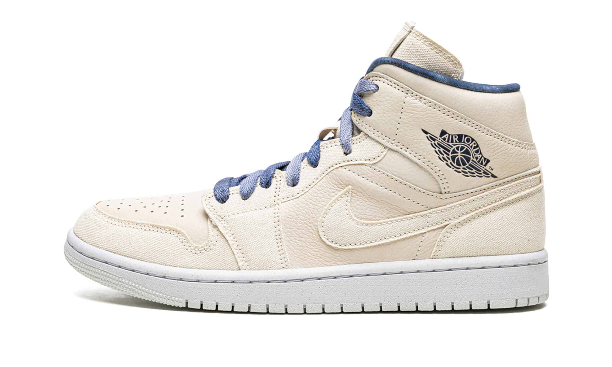 jordan 1 mid se sanddrift women s+DM9126-104+diagnol right view 1