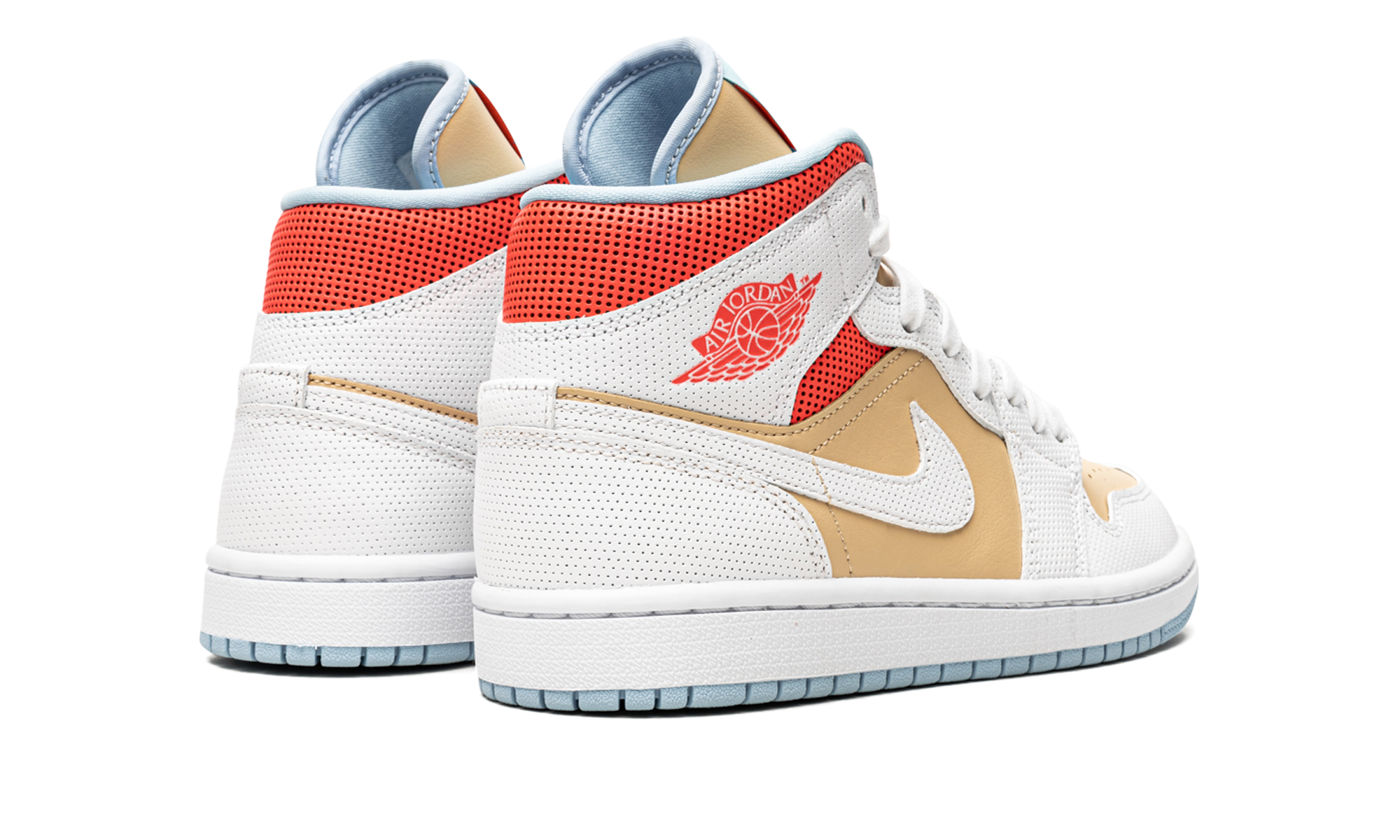 jordan 1 mid se sesame women s+CZ0774-200+diagnol right behind view