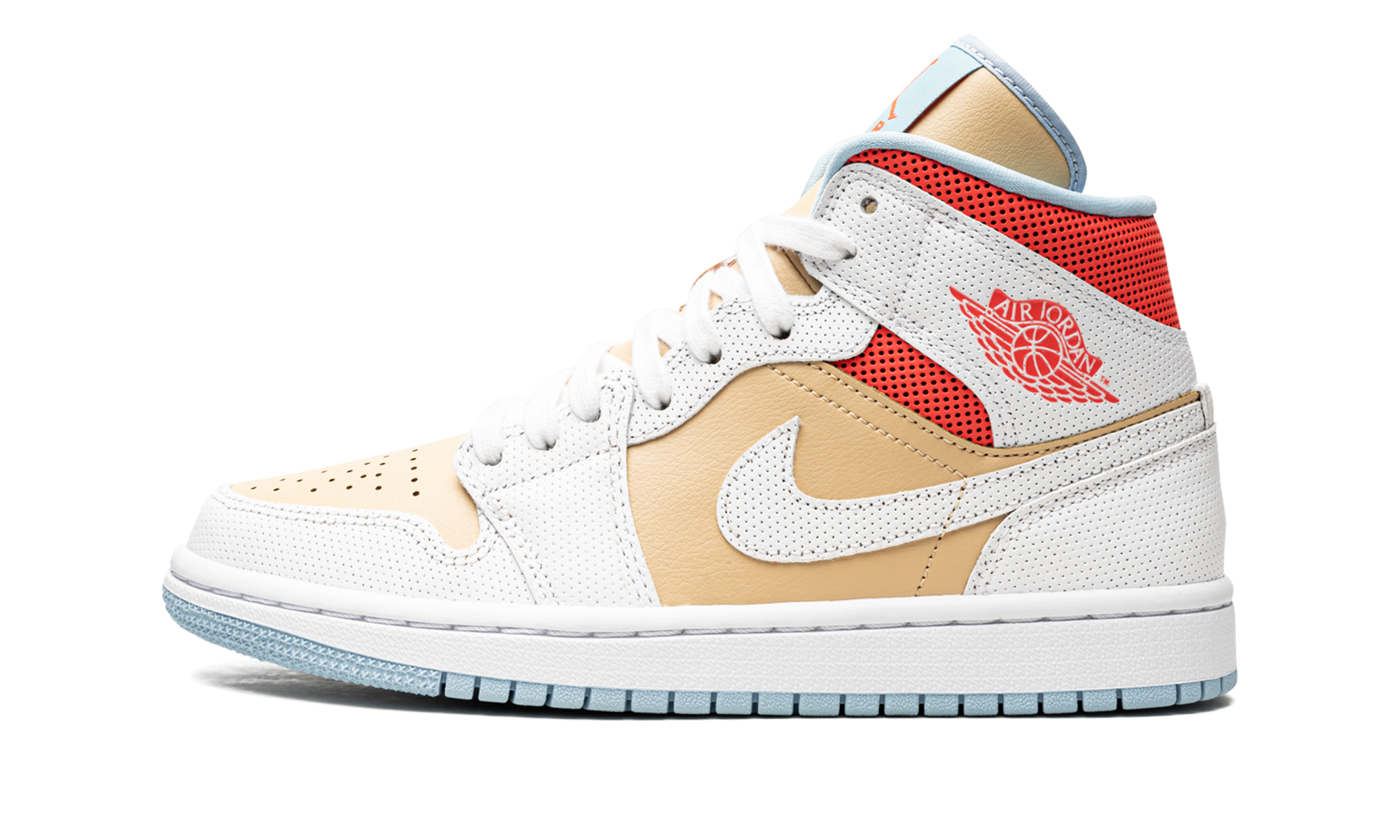 jordan 1 mid se sesame women s+CZ0774-200+diagnol right view 1