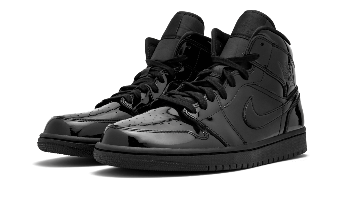 jordan 1 mid se triple black patent women s+BQ6472-002+diagnol left view