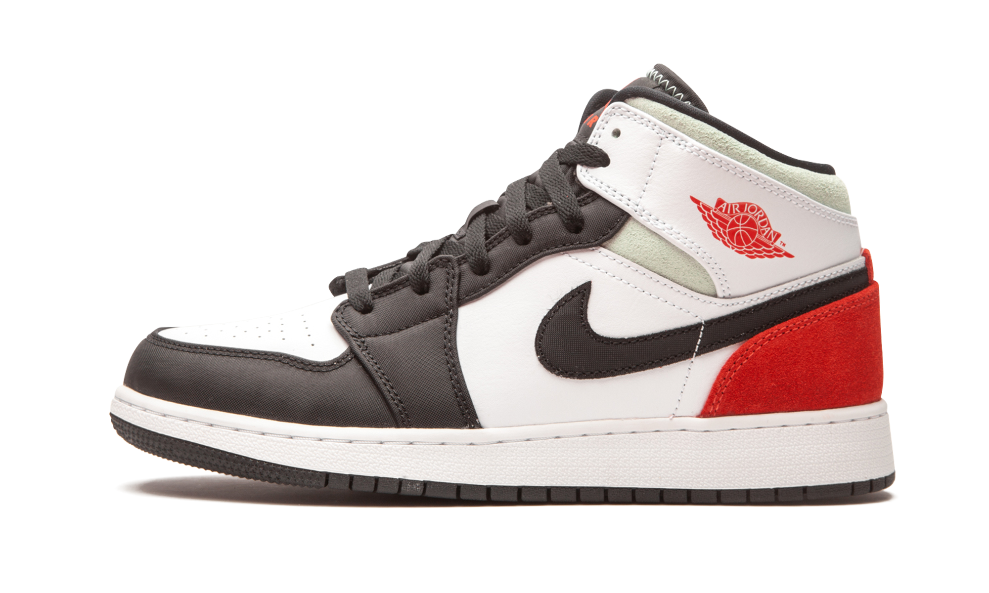 jordan 1 mid se white black red spruce gs+BQ6931-100+diagnol right view 1