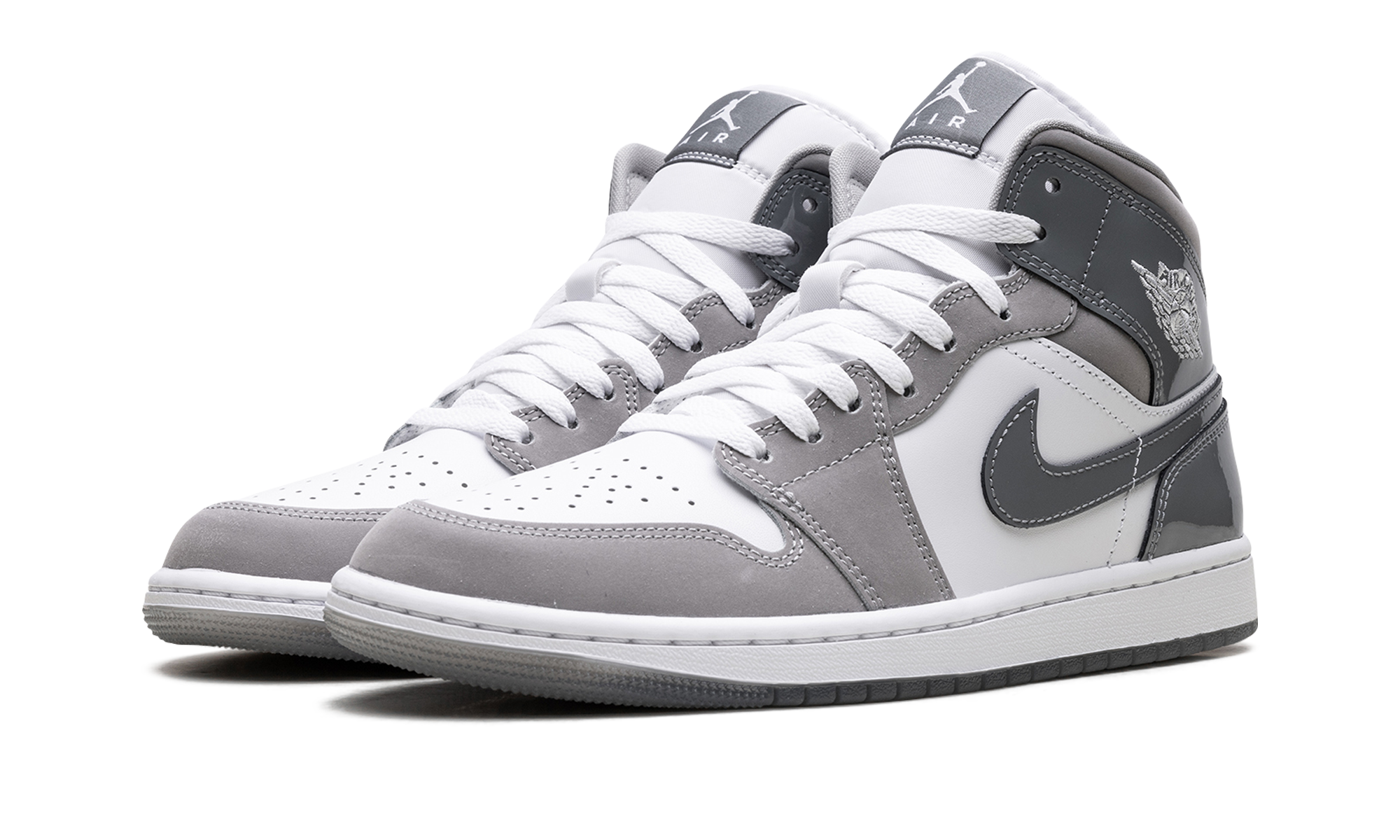 jordan 1 mid se white medium grey cool grey+HF3216-100+diagnol left view