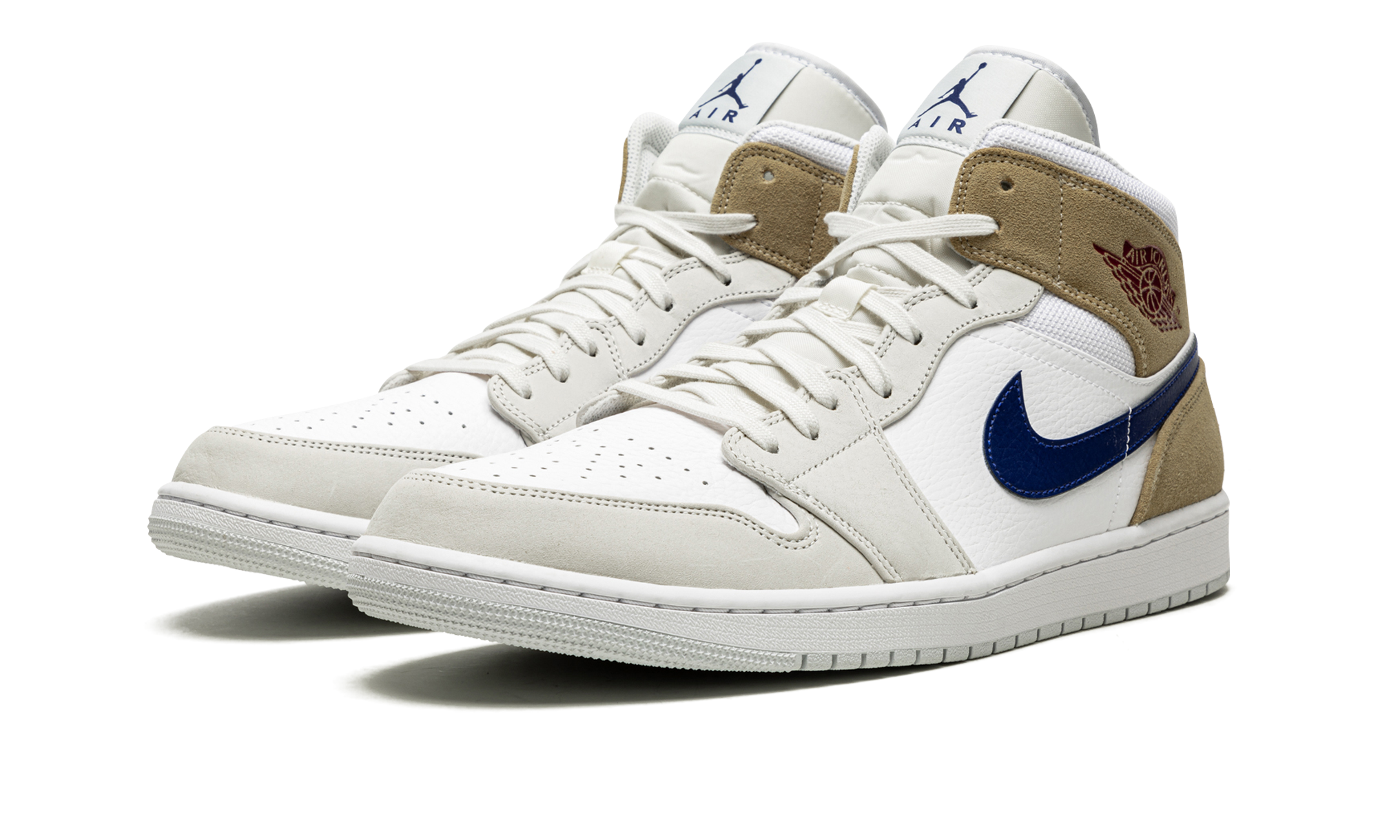jordan 1 mid tan suede+DO6726-100+diagnol left view