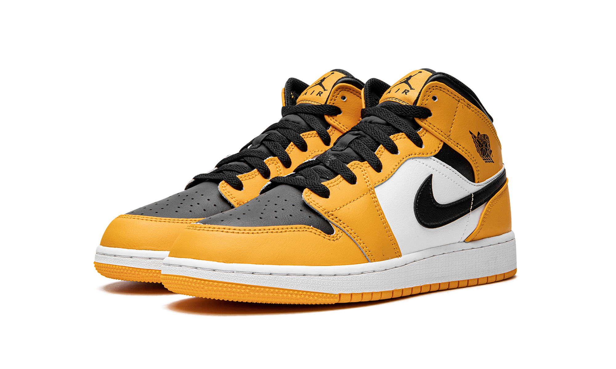 jordan 1 mid taxi gs+554725-701+diagnol left view