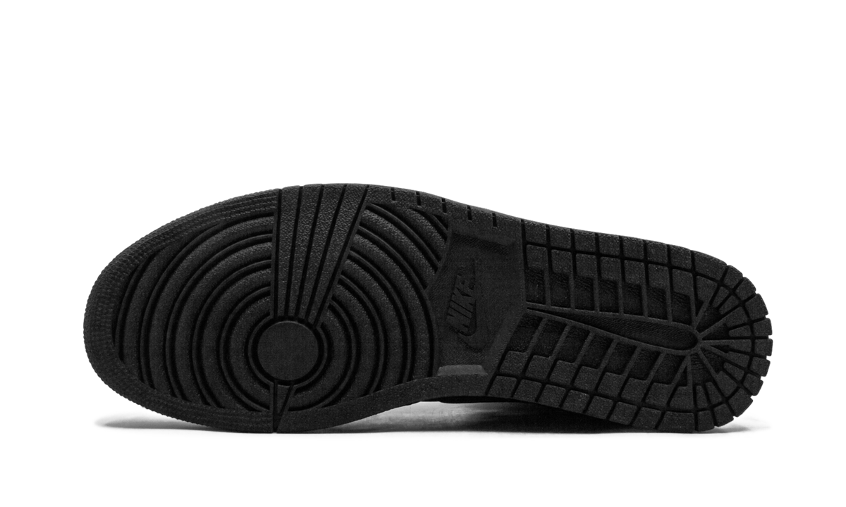 jordan 1 mid triple black 2020+554724-056+bottom view
