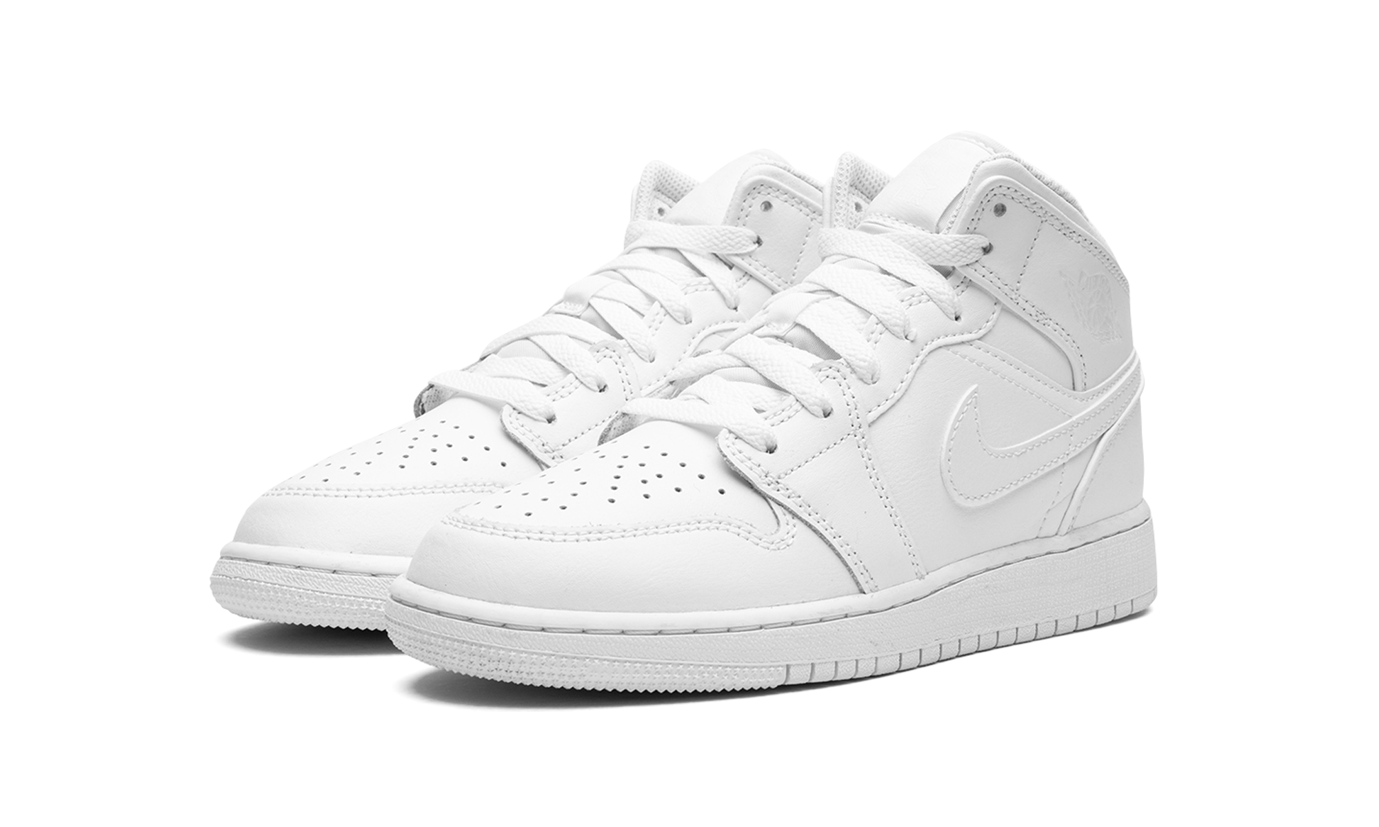 jordan 1 mid triple white 2023 gs+554725-136+diagnol left view