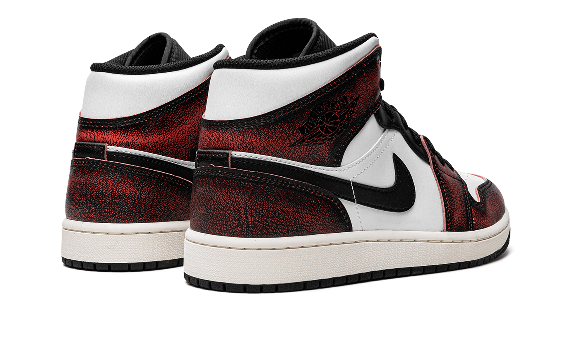 jordan 1 mid wear away chicago+DV9565-006+diagnol right behind view