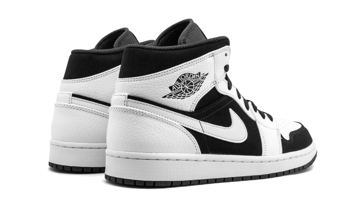 jordan 1 mid white black+554724-113+diagnol right behind view