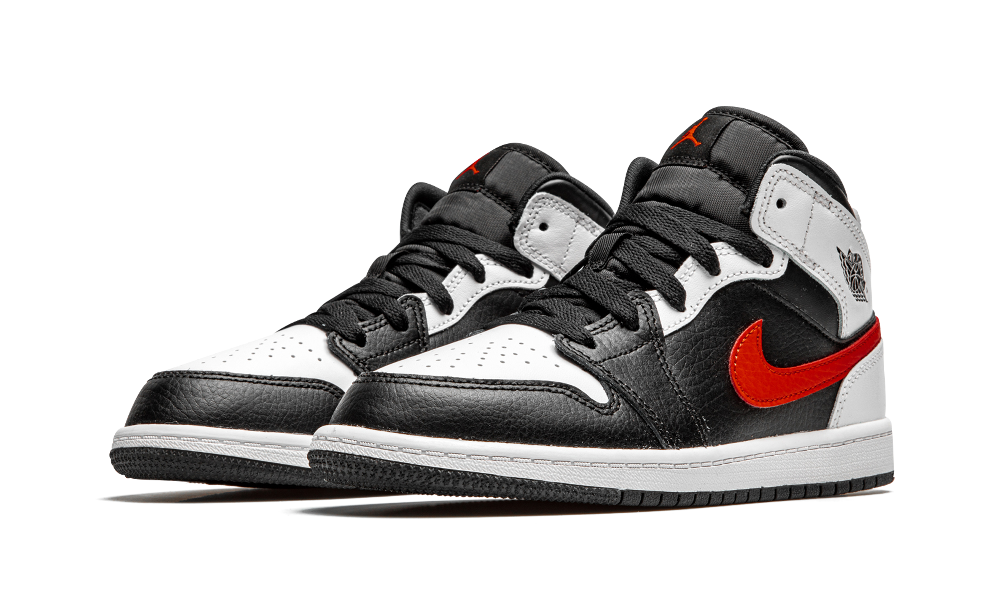 jordan 1 mid white black chile red ps+640734-075+diagnol left view