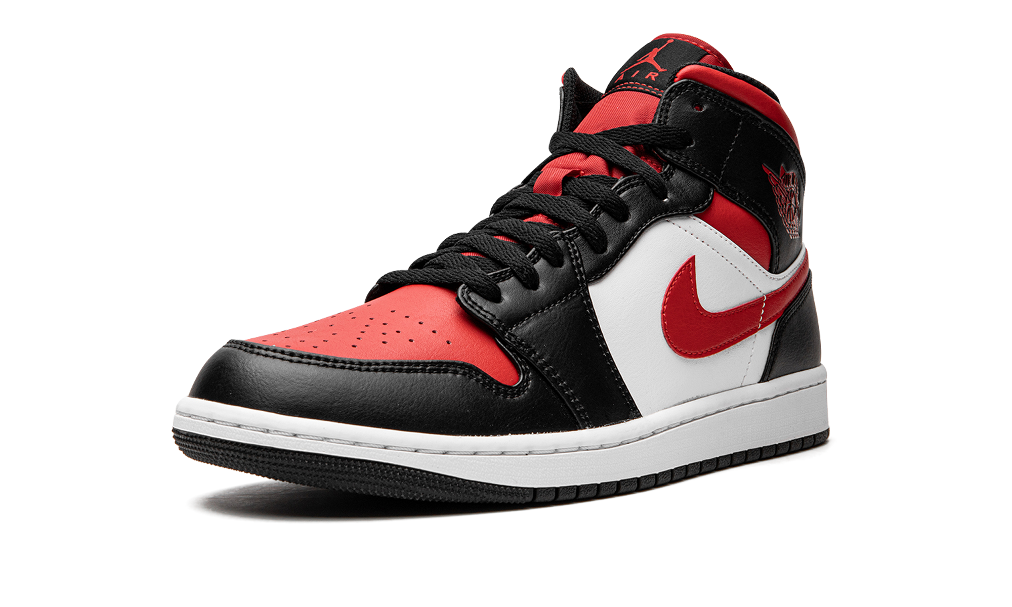 jordan 1 mid white black red 2022+554724-079+left diagnol single view