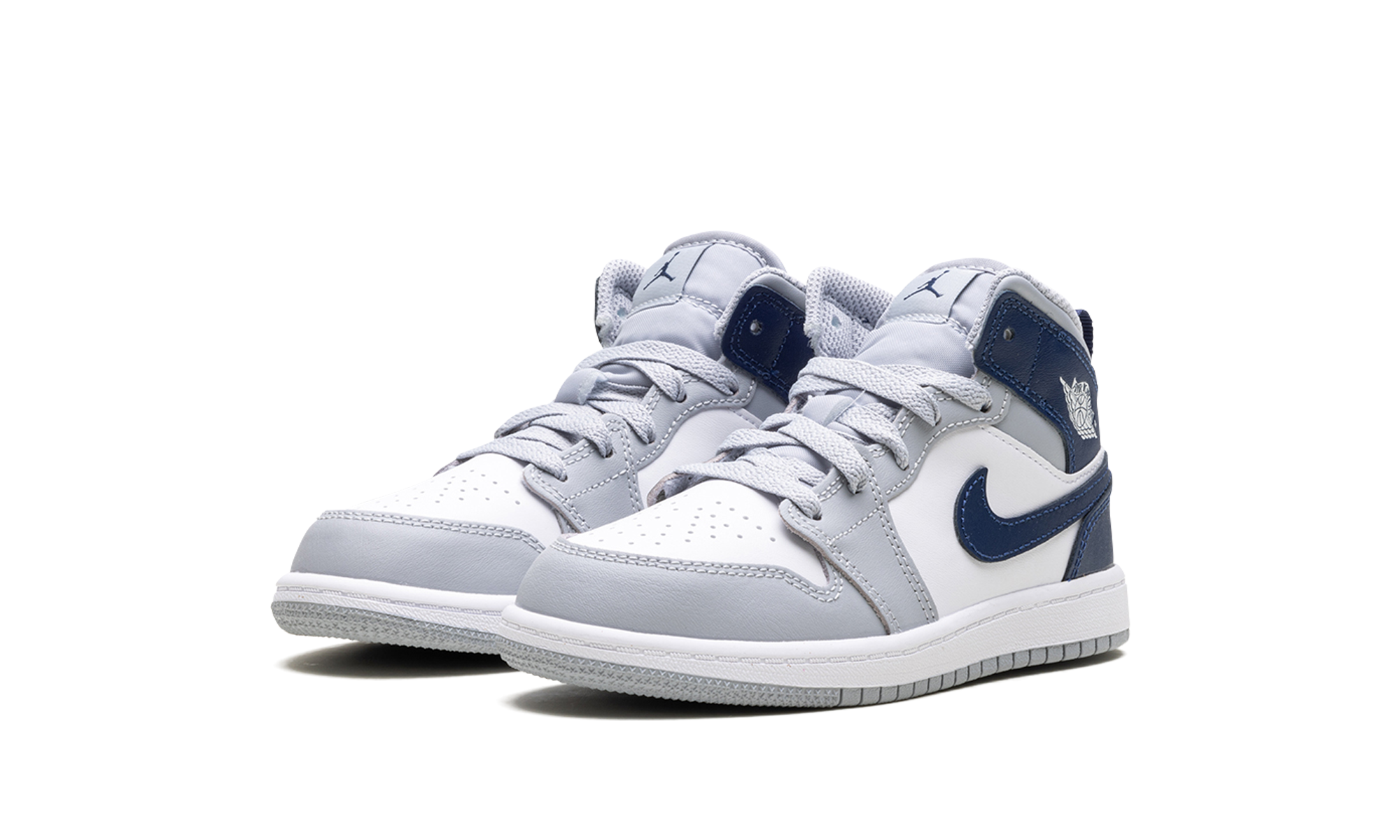 jordan 1 mid wolf grey midnight navy ps+DQ8424-104+diagnol left view