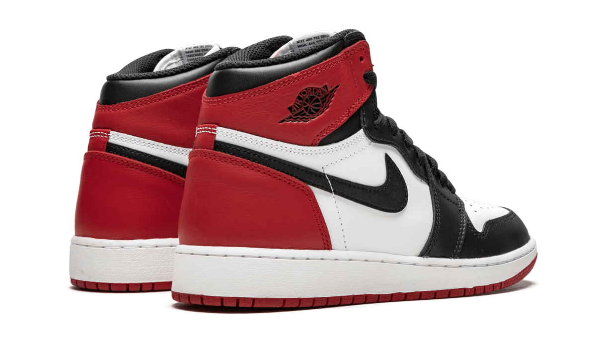jordan 1 retro black toe 2016 gs+575441-125+diagnol right behind view