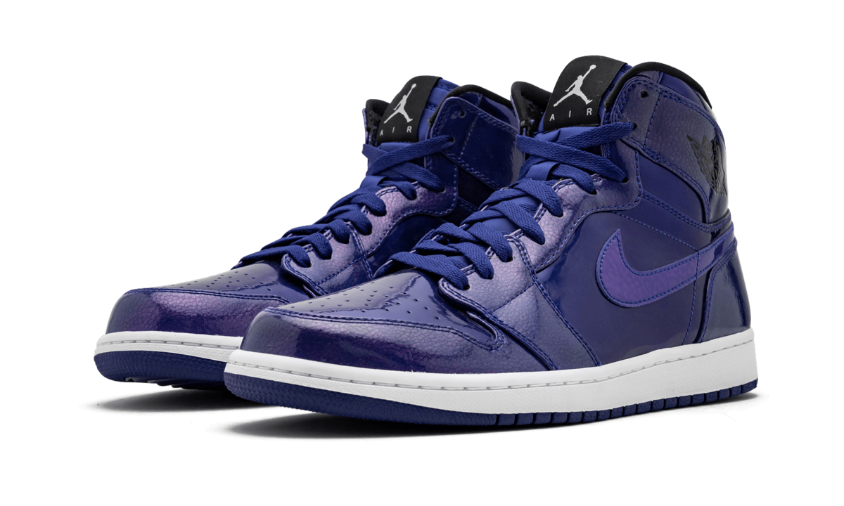 jordan 1 retro deep royal+332550-420+diagnol left view